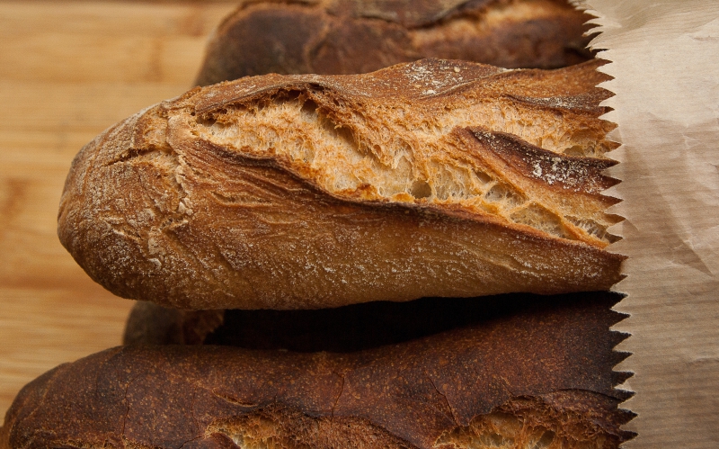 boutique-GRASSE-min_dish-food-baking-cuisine-bread-bakery-399077-pxhere.com